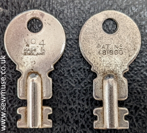 Singer 222K Keys